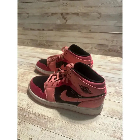 Nike Air Jordan 1 Mid Size 4.5Y Black Jump Man Two Tone Pink Black Swoosh - Picture 7 of 12